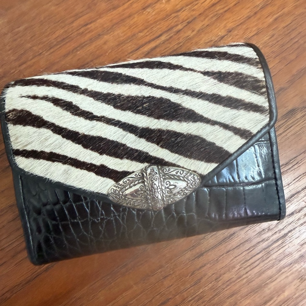 Brighton wallet
